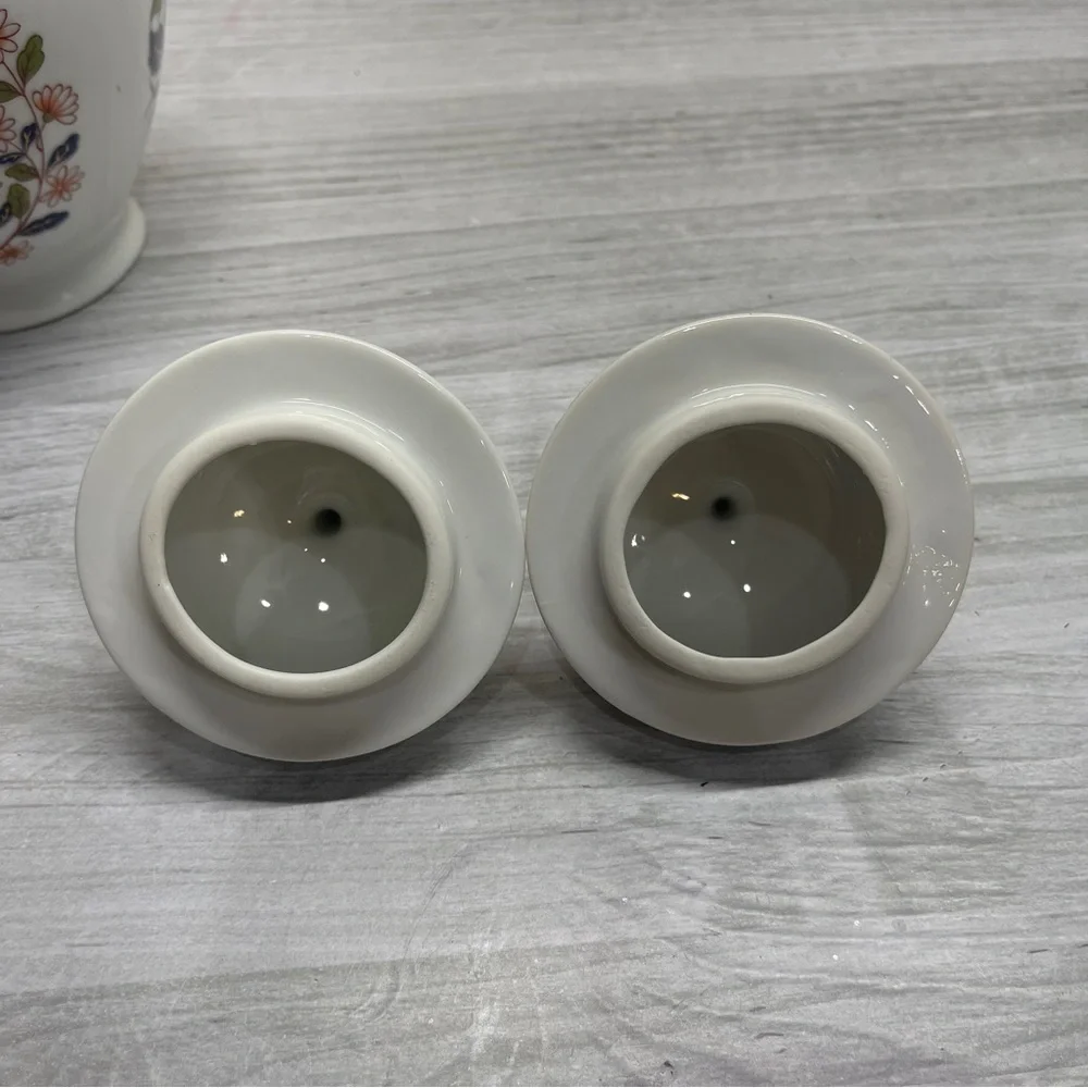 Old Imari Japan Porcelain Vintage Ginger Jar Set of 2 Blue Gold Floral Design